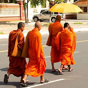 Buddhistische Mönche in Phnom Penh